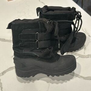Like New Black Itasca Snow Ski Boots Little Kid 1